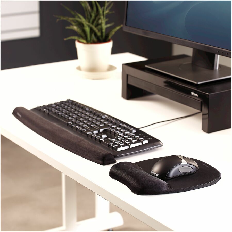 Fellowes® Memory Foam Mouse Pad with Wrist Rest - Black (9176501)