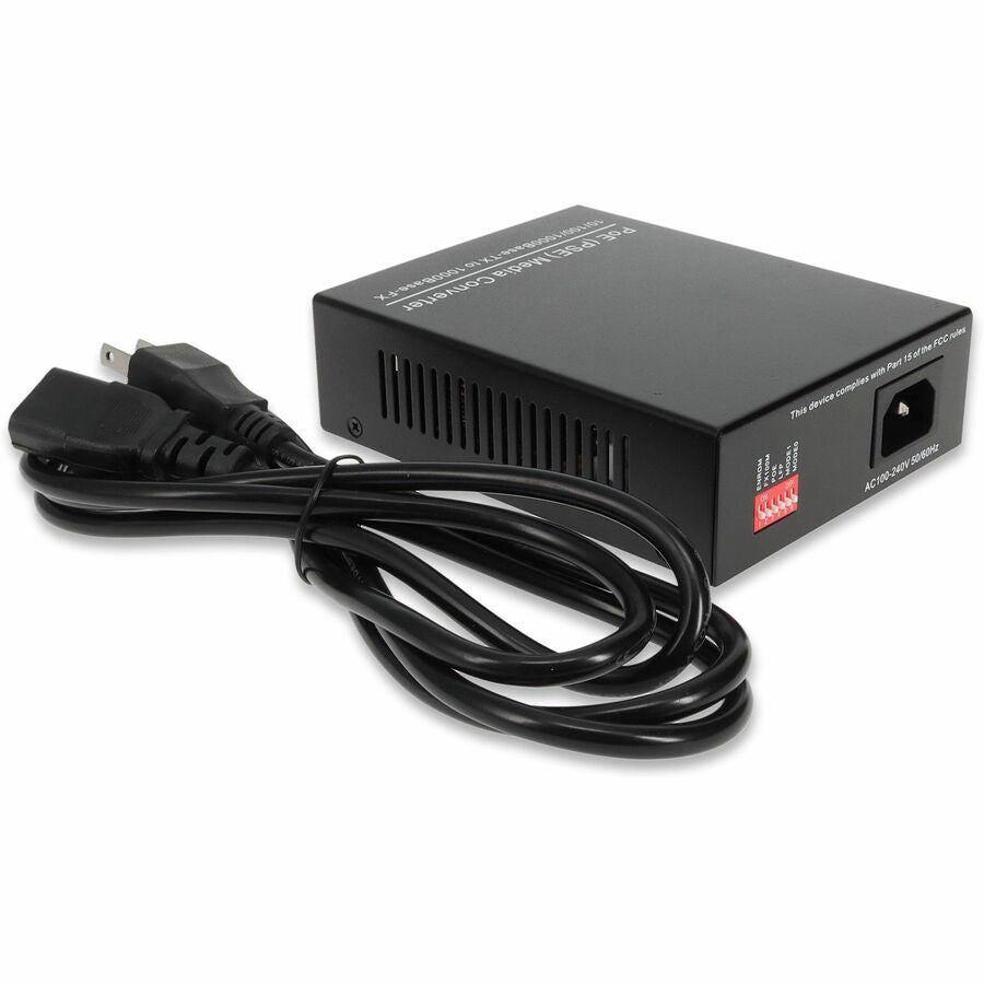 AddOn 10/100/1000Base-TX(RJ-45) to 1000Base-SX(SC) MMF 850nm 550m POE Media Converter