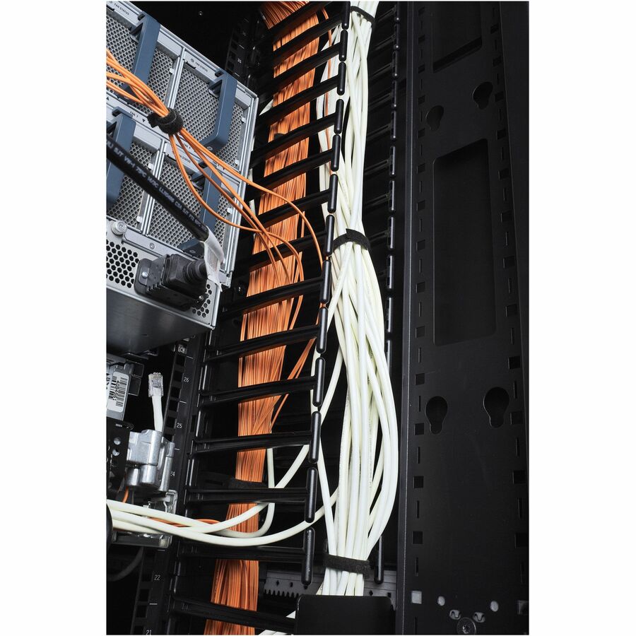 APC NetShelter Cable Management, Vertical Cable Manager, for NetShelter SX 750mm Wide 45U, Set of 2, 97 x 1981 x 160 mm