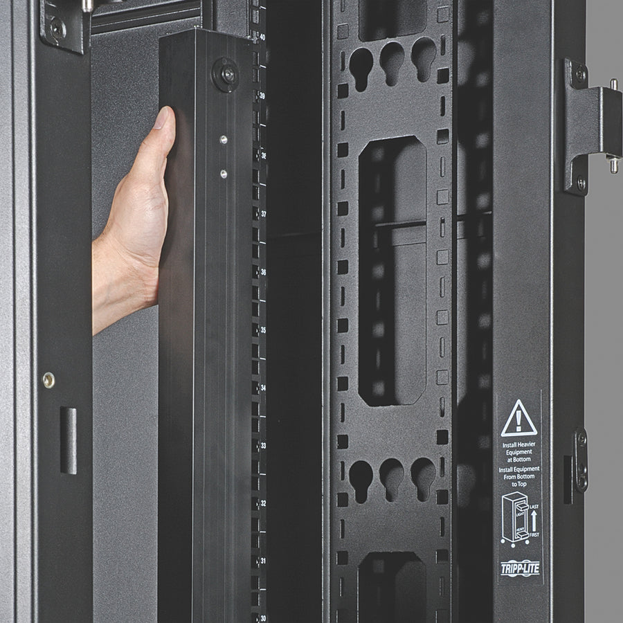 Eaton Tripp Lite Series 6.7kW 200-240V 3PH Switched PDU - LX Interface, Gigabit, 30 Outlets, L21-20P Input, Outlet Monitoring, LCD, 1.8 m Cord, 0U 1.8 m Height, TAA