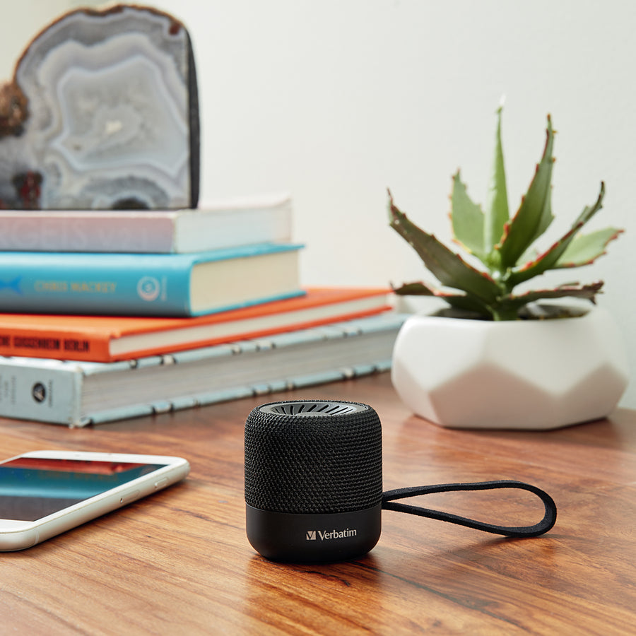 Verbatim Portable Bluetooth Speaker System - Black