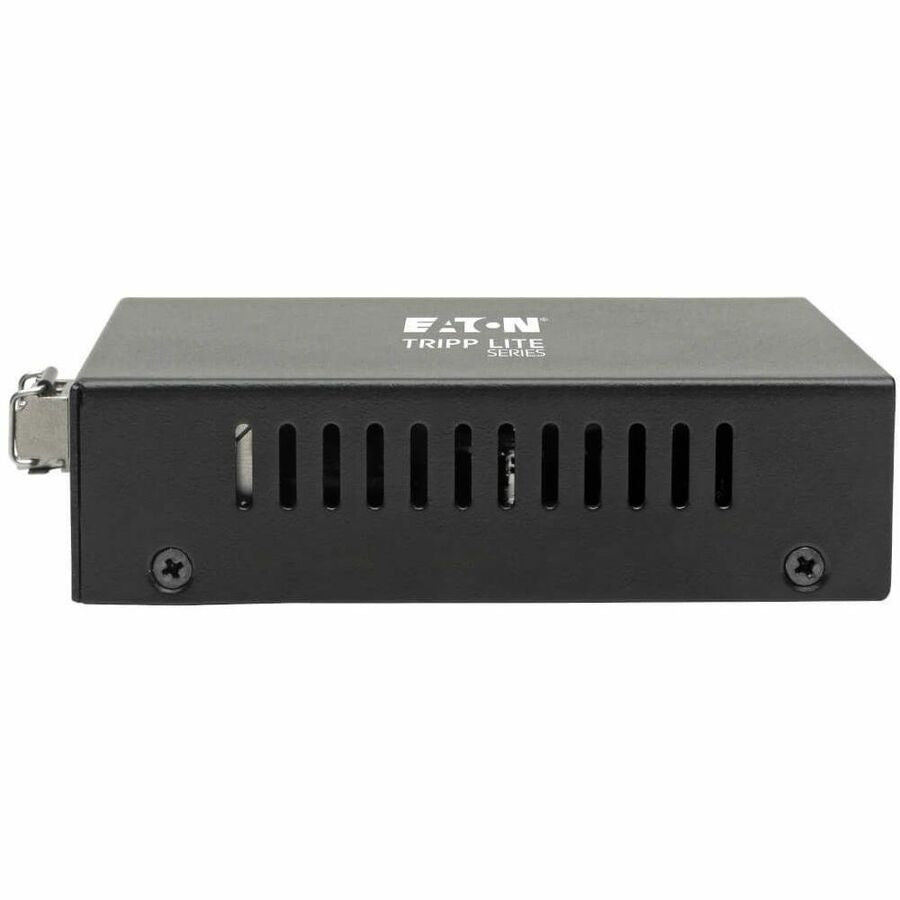 Eaton Tripp Lite Series Gigabit Multimode Fiber to Ethernet Media Converter, POE+ - 10/100/1000 LC, 850 nm, 550M (1804.46 ft.)