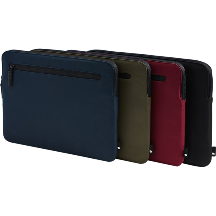 Incase Compact Sleeve in Flight Nylon for 13-inch MacBook Pro Retina / Pro - Thunderbolt 3 (USB-C) and 13-inch MacBook Air with Retina Display - Mulberry