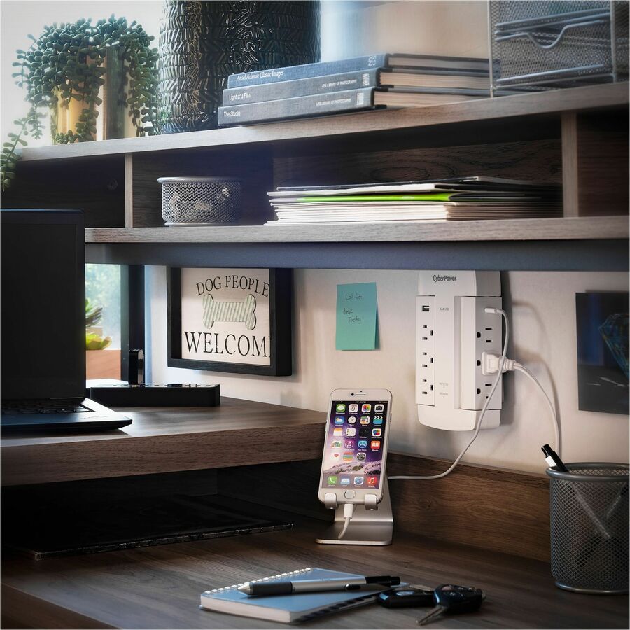 CyberPower CSP600WSURC5 Professional 6 - Outlet Surge with 900 J