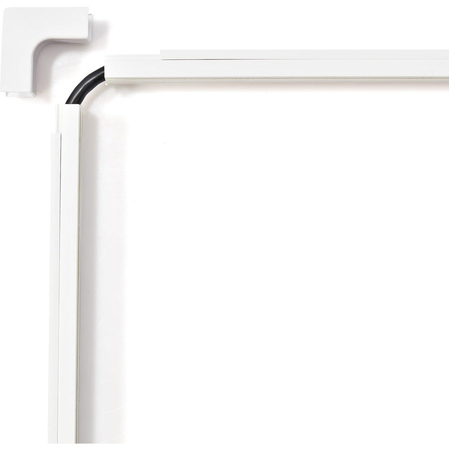 20 CABLE RACEWAY INSIDE CORNER