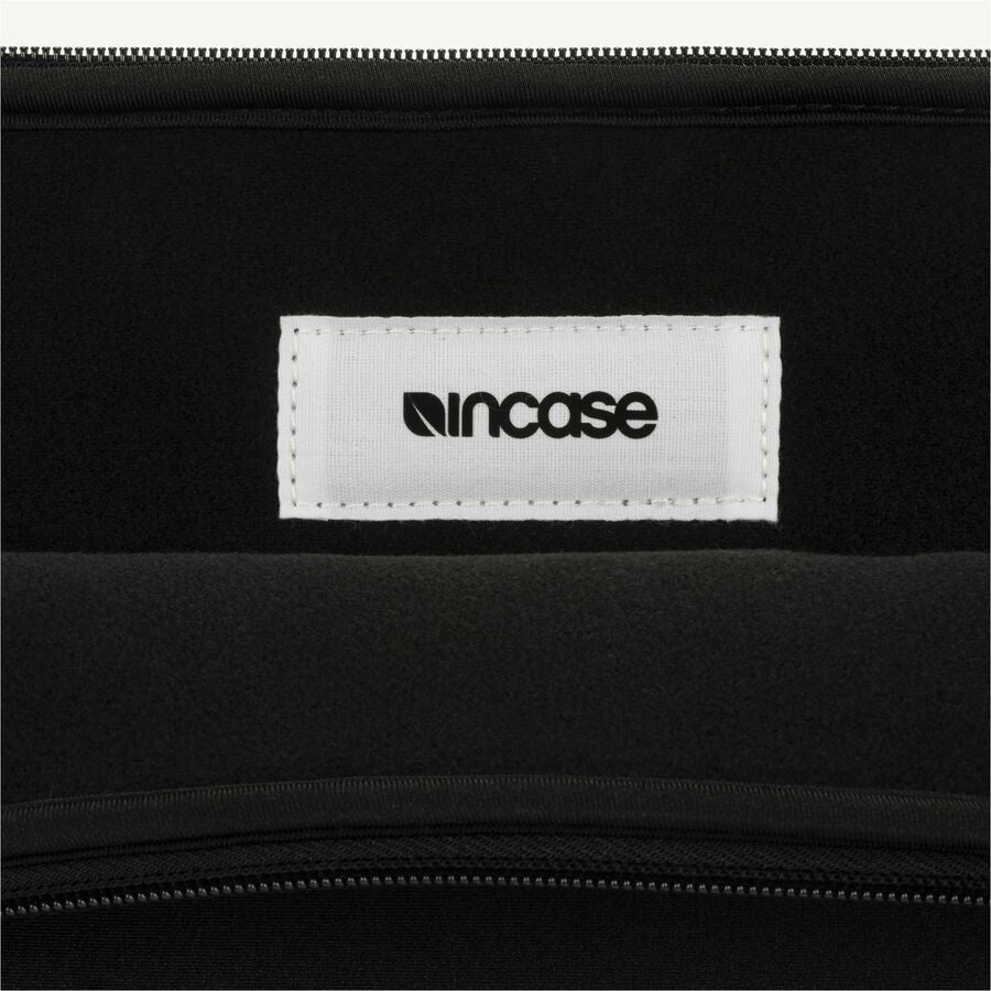 Incase Classic Carrying Case (Sleeve) for 15" to 16" Apple Notebook, MacBook - Black