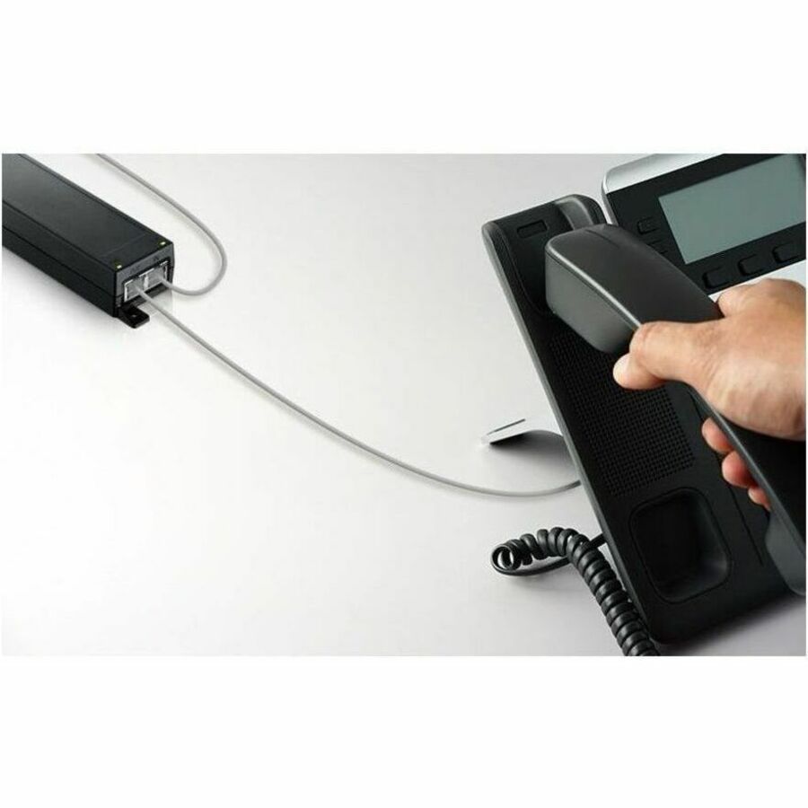 ZYXEL POE12-30W - 2.5G PoE / PoE+ Port with 30 Watt Injector