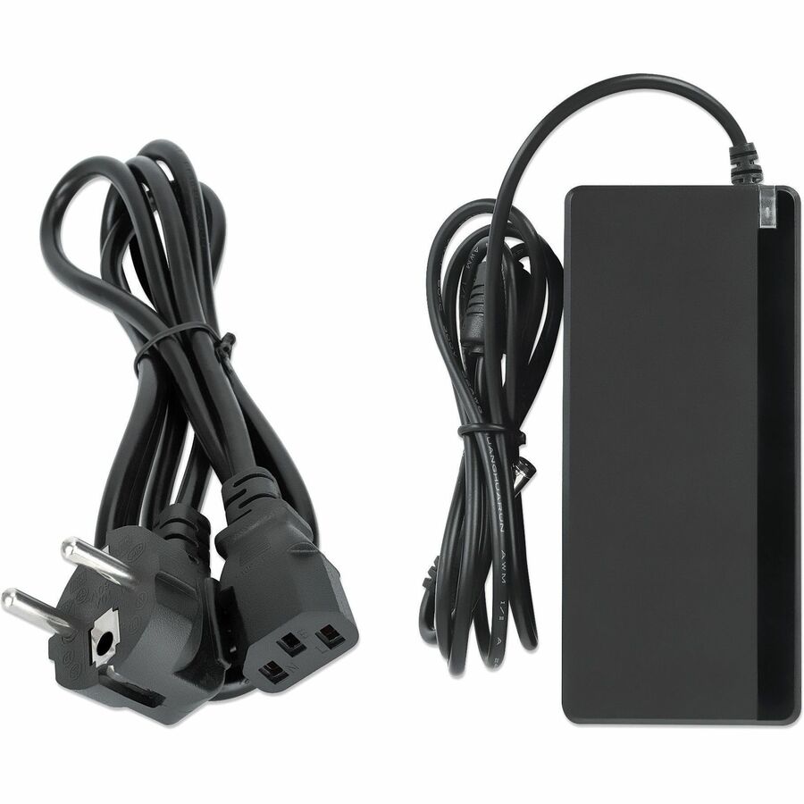 Intellinet 6-Port Fast Ethernet Switch with 4 PoE Ports (1 x High-Power PoE)