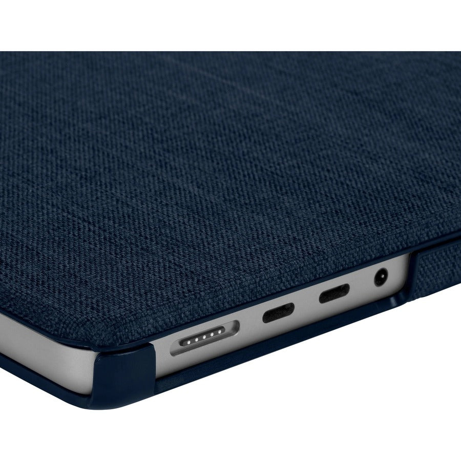 Incipio Textured Hardshell in Woolenex for MacBook Pro 16-inch (2021)