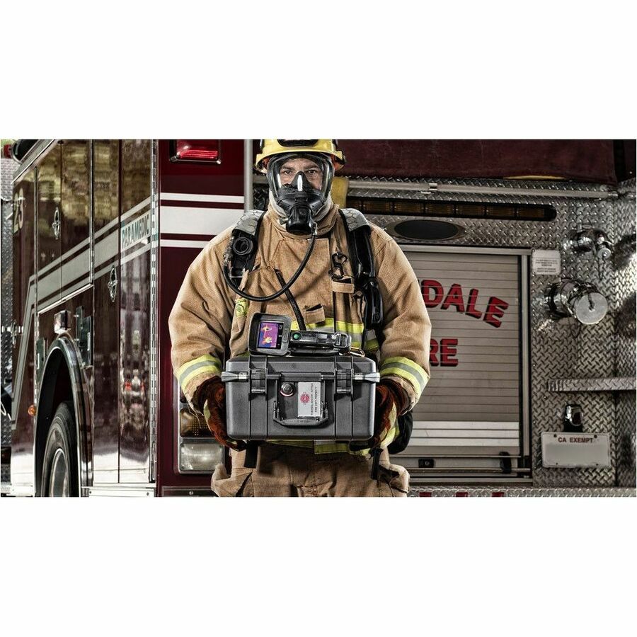 1507 AIR CASE BLACK WITH FOAM