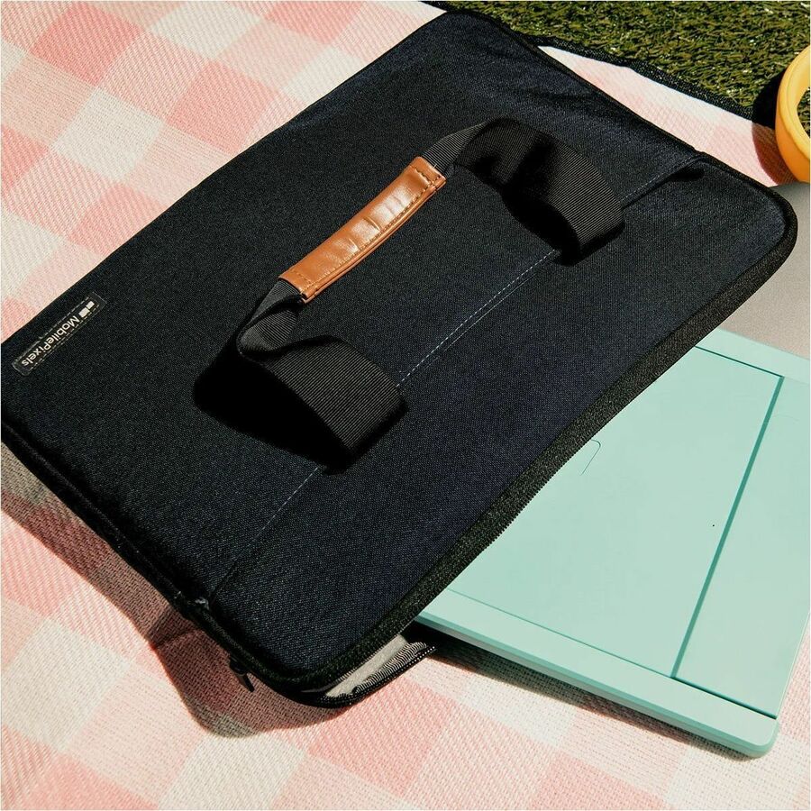 Mobile Pixels Carrying Case (Sleeve) for 13" to 15.6" Notebook - Navy