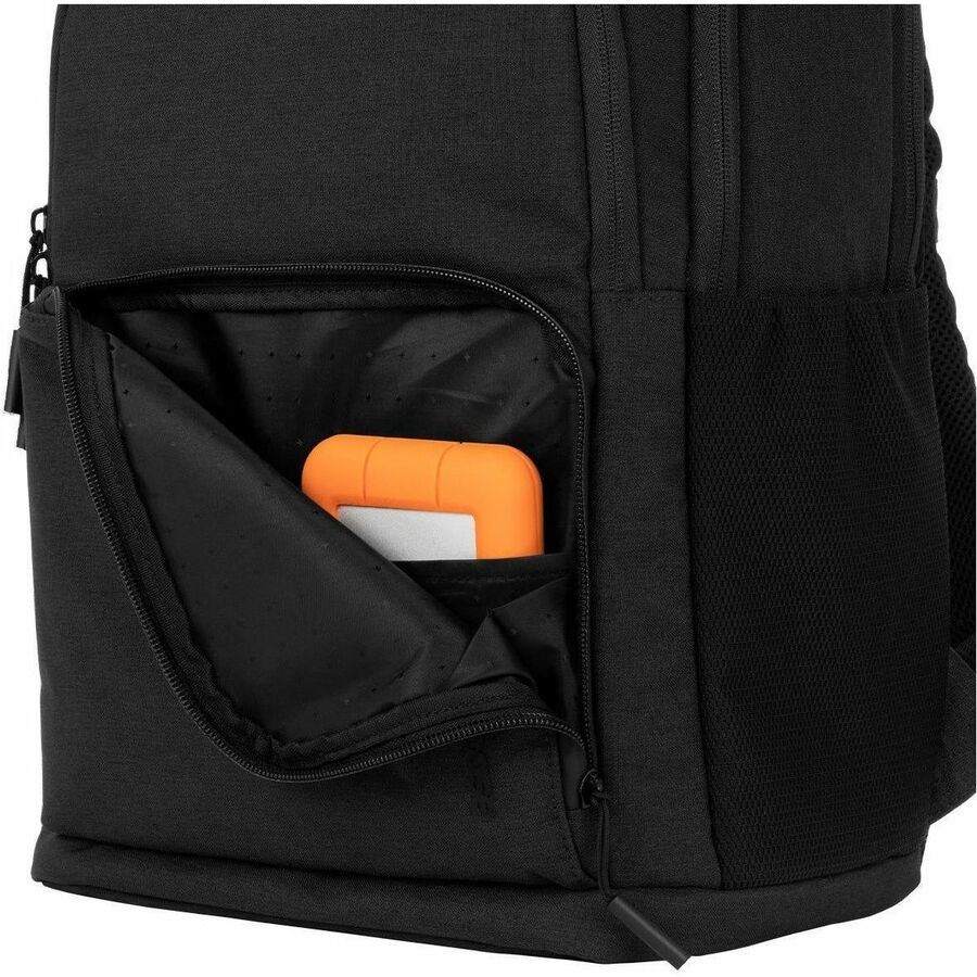 Incase Facet Carrying Case (Backpack) for 16" Apple MacBook Pro - Black