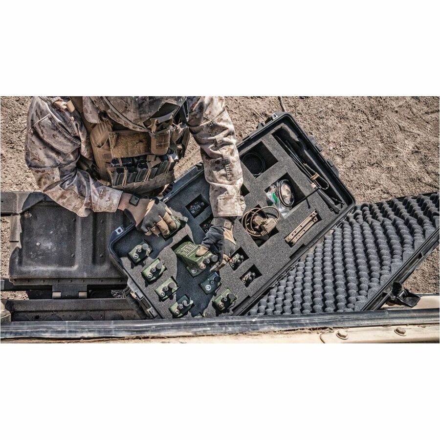 1646WF WHEELED HARD CASE WITH