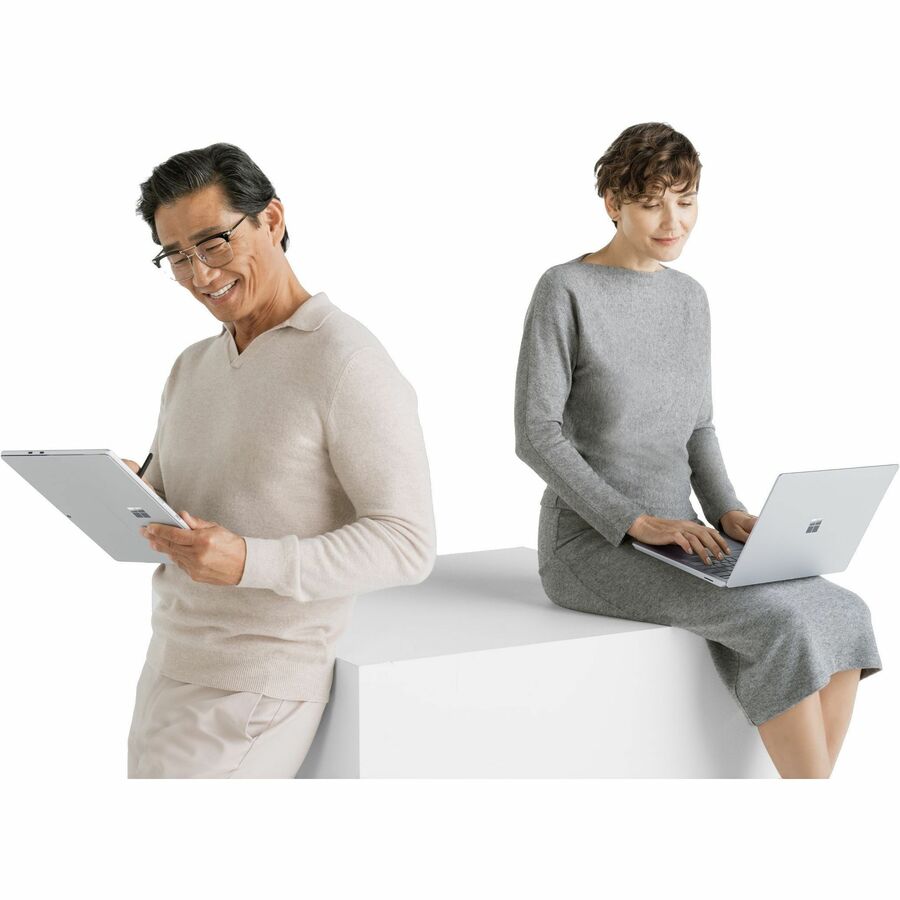 Microsoft Surface Pro 10 Tablet - 13" - vPro Technology - 8 GB - 256 GB SSD - Windows 11 - 5G - Platinum