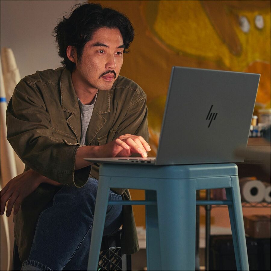 HP Envy 17-cw1000 17-cw1097nr 17.3" Notebook - 4K UHD - Intel Core Ultra 7 155U - 32 GB - 1 TB SSD - Mineral Silver Aluminum