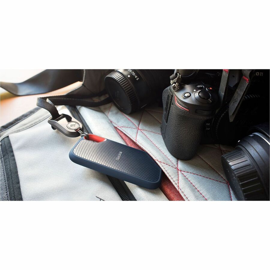 SanDisk Extreme SDSSDE61-8T00-G25 8 TB Portable Solid State Drive - External - Black