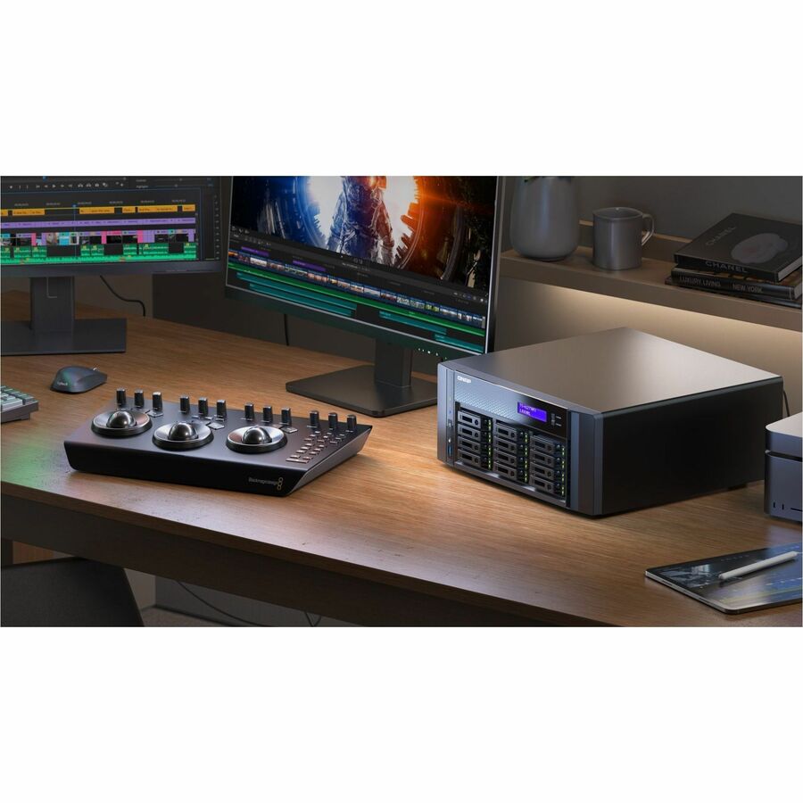 12-BAY ALLFLASH DESKTOP NAS AMD