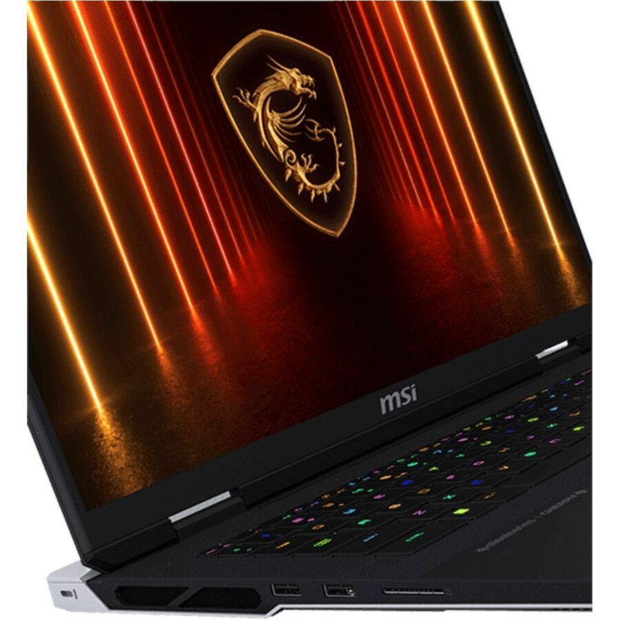 Titan 18 HX AI A2XWIG 616US