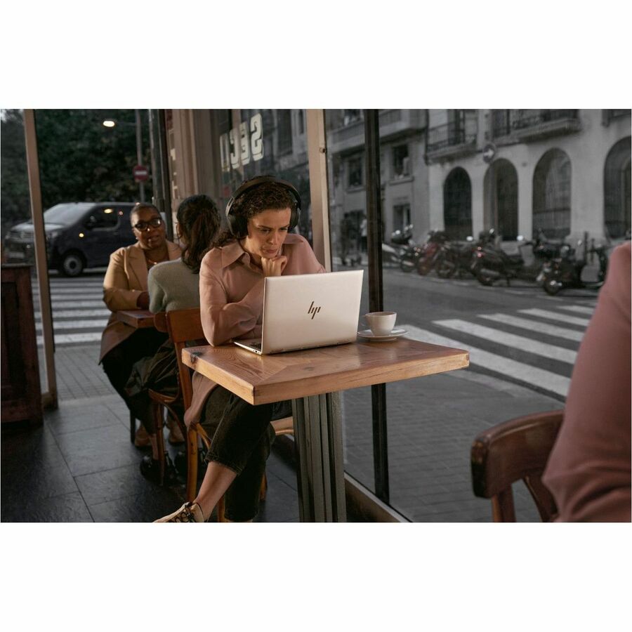 HP EliteBook 6 G1i 14" Notebook - WUXGA - Intel Core Ultra 7 265U - vPro Technology - 16 GB - 512 GB PCIe NVMe SSD - English Keyboard - Pike Silver Aluminum