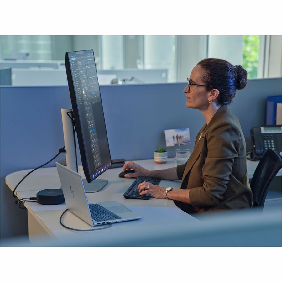 HP EliteBook 6 G1a 14" Notebook - WUXGA - 60 Hz - AMD Ryzen 7 250 - 32 GB - 1 TB SSD - English Keyboard - Pike Silver