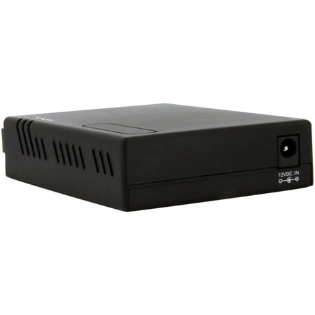 StarTech.com 10/100 Multi Mode Fiber to Ethernet Media Converter SC 2km with PoE