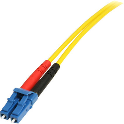 StarTech.com 7m Fiber Optic Cable - Single-Mode Duplex 9/125 LSZH Fiber Jumper Cord - LC/SC