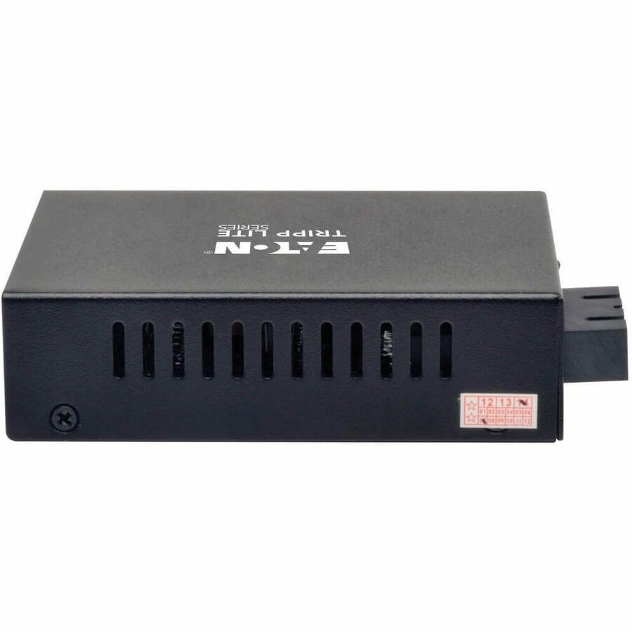 Eaton Tripp Lite Series Gigabit Multimode Fiber to Ethernet Media Converter, 10/100/1000 SC, 550 m, 850 nm