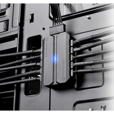 Thermaltake Commander FX - 10 Port Fan Hub