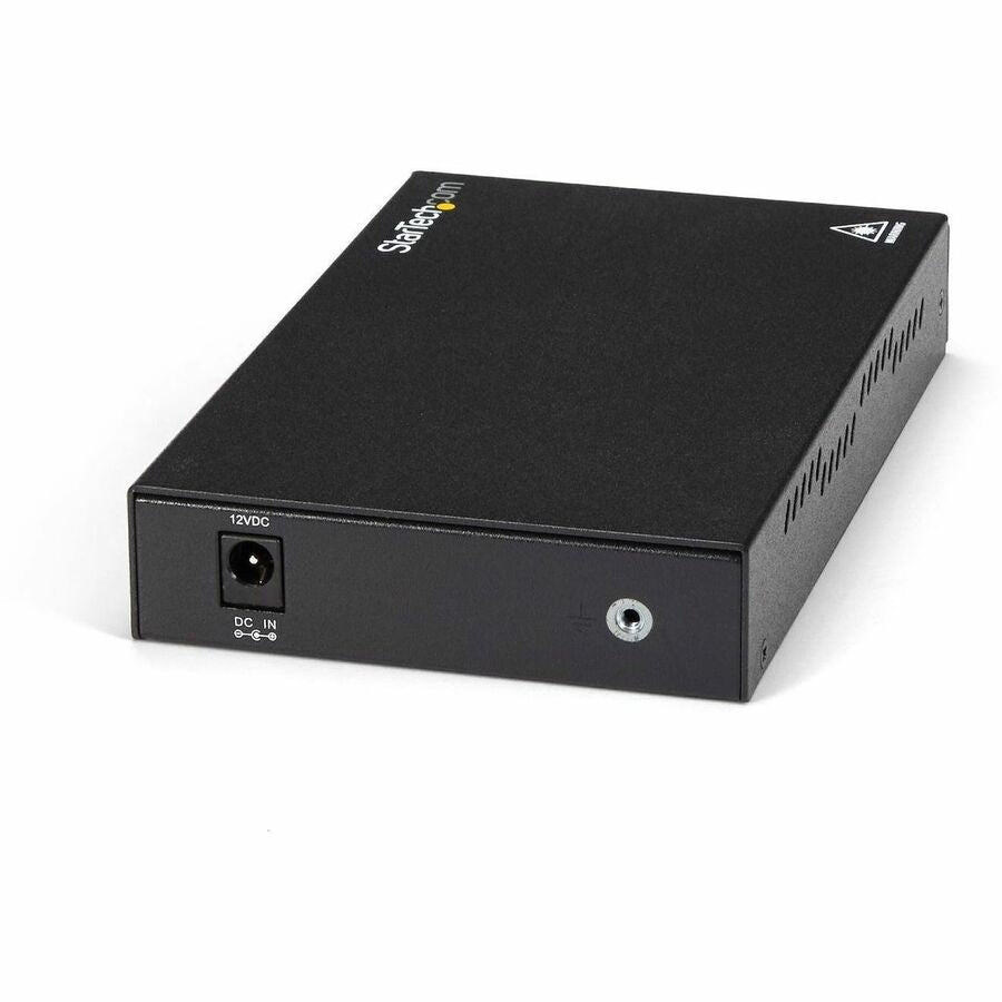 StarTech.com Gigabit Ethernet Copper-to-Fiber Media Converter - SM LC - 10 km - Ethernet Media Converter - GbE Converter