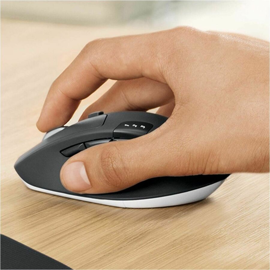 Logitech&reg; MK850 Performance Wireless Keyboard and Mouse Combo