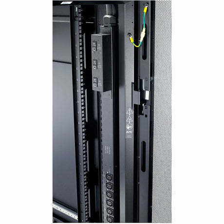 Rack PDU,Switched,ZeroU,12.5kW,208V,(21)C13&(3)C19;3' Cord