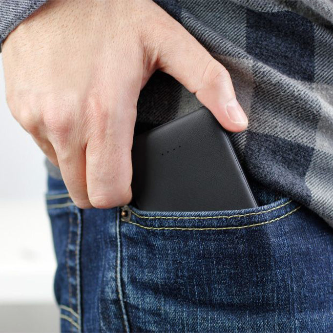 Aluratek 5,000 mAh Portable Battery Charger