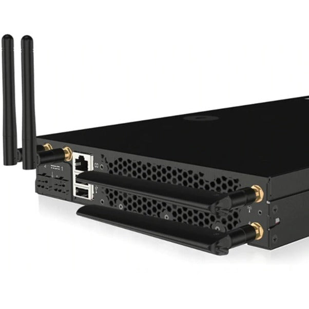 Lenovo ThinkSystem SE350 7Z46A009NA 1U Rack Server - 1 Xeon D-2123IT 2.20 GHz - 16 GB RAM - Serial ATA/600 Controller