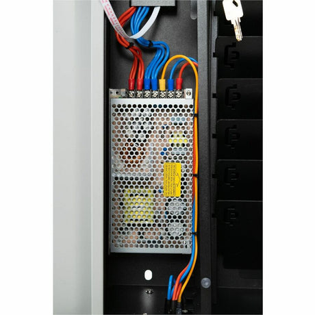 WALL-MOUNTED CHARGE STATION