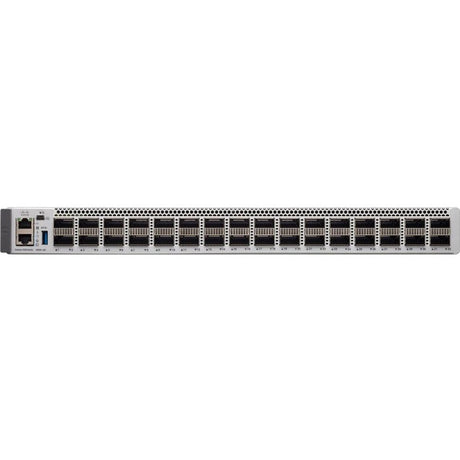 Cisco Catalyst 9500 Series high performance 32-port 100G switch, NW Adv. License