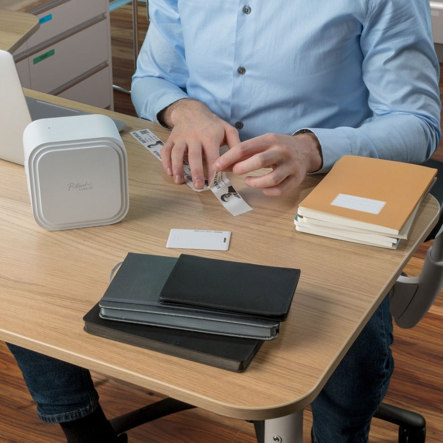 TZEM261 BLACK IN MATTE WHITE