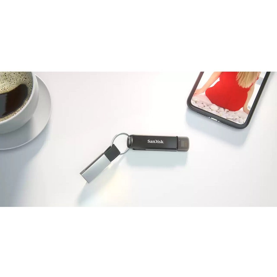 SanDisk iXpand&trade; Flash Drive Luxe - 64GB