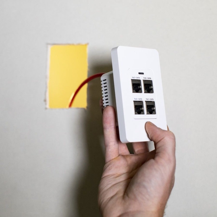 POE EXTENDER 4 PORT IN-WALL