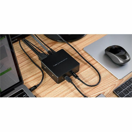 USB-C DUAL DISPLAY DOCK