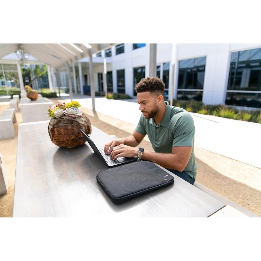 AEGIS 13.3IN  LAPTOP SLEEVE