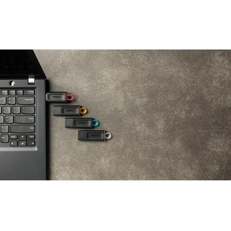 Kingston Custom Drive