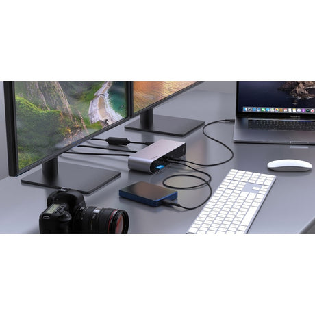 THUNDERBOLT 4 DOCK
