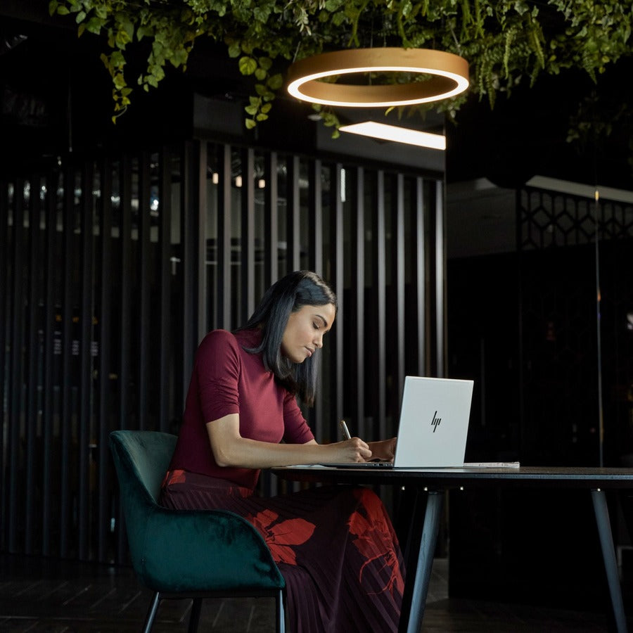 HP EliteBook 835 G9 13.3" Notebook - AMD Ryzen 7 6800U - 16 GB - 512 GB SSD