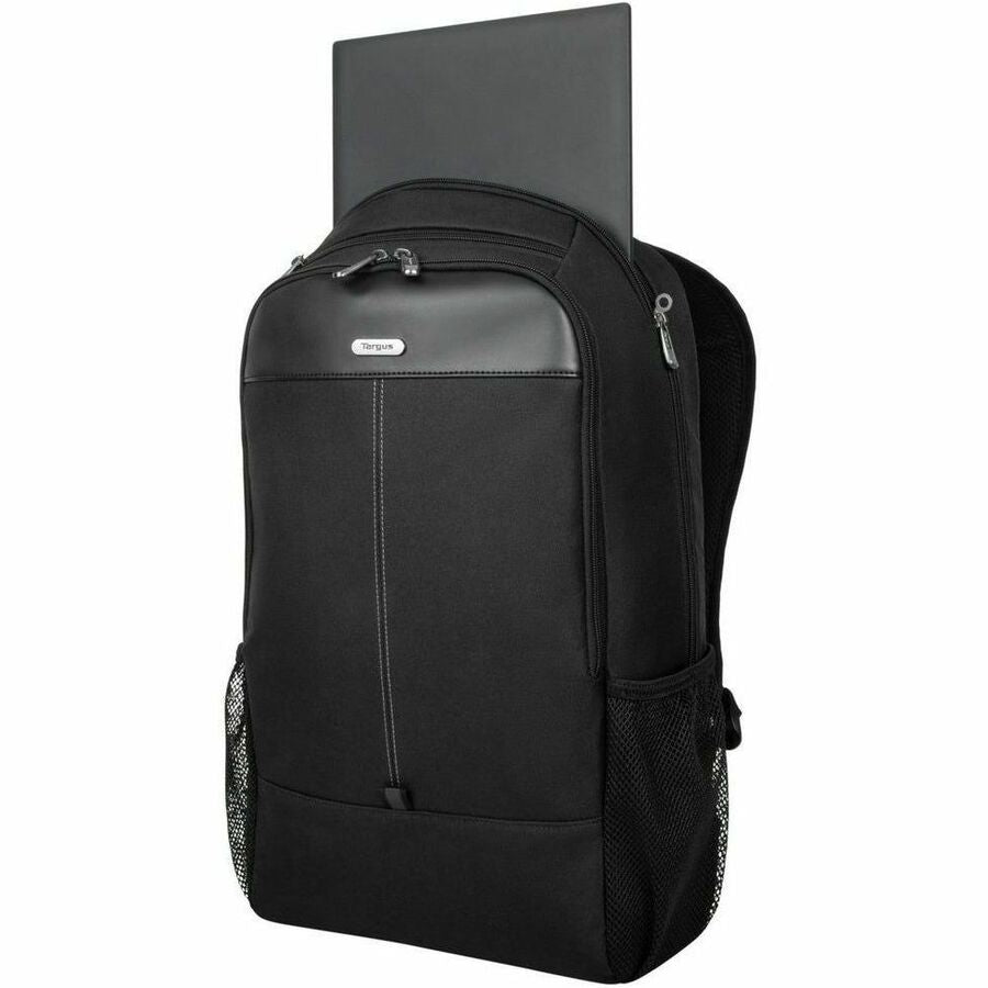 17.3IN CLASSIC BLACK BACKPACK