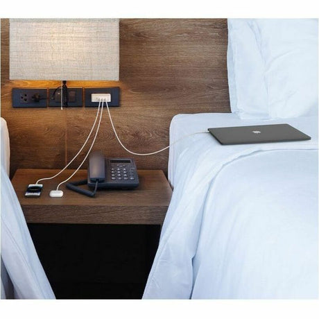 140W 4PORT GAN WALL CHRGR