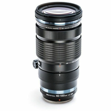Om System M.ZUIKO DIGITAL - 40 mm to 150 mm - f/22 - f/2.8 - Varifocal Lens