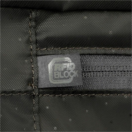 Incase A.R.C. Carrying Case (Briefcase) for 13" to 14" Apple iPad MacBook Air, MacBook Pro, MacBook Air (Retina Display) - Black