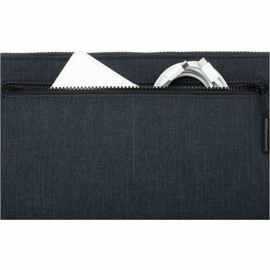 Incase Compact Carrying Case (Sleeve) for 14" Apple MacBook Pro - Heather Navy
