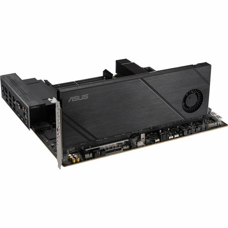 Asus Hyper M.2 x16 Gen5 Card