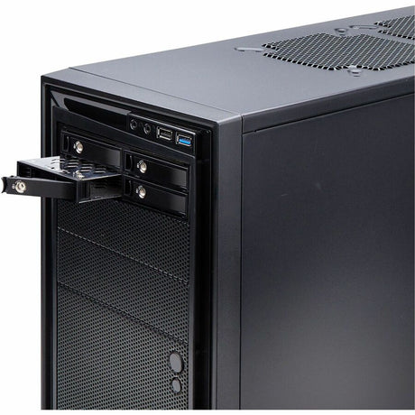 4-BAY BACKPLANE FOR U.2 SSDS -